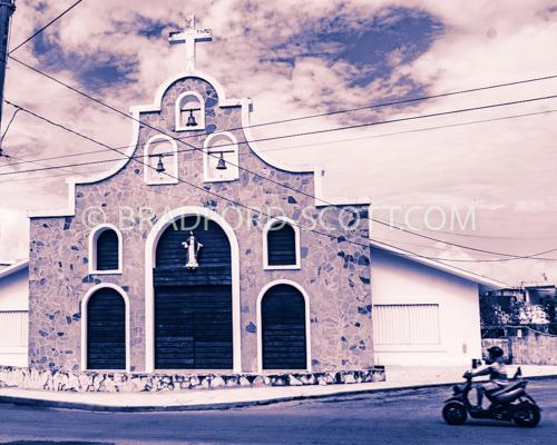 Iglesia con los Scooter